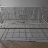 Forged iron bed