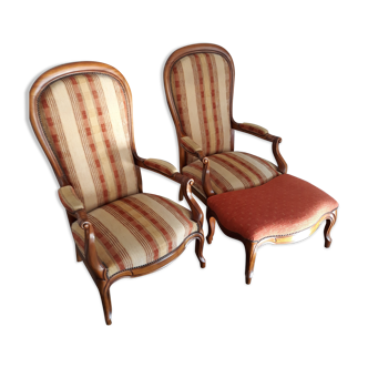 Fauteuils Voltaire en noyer