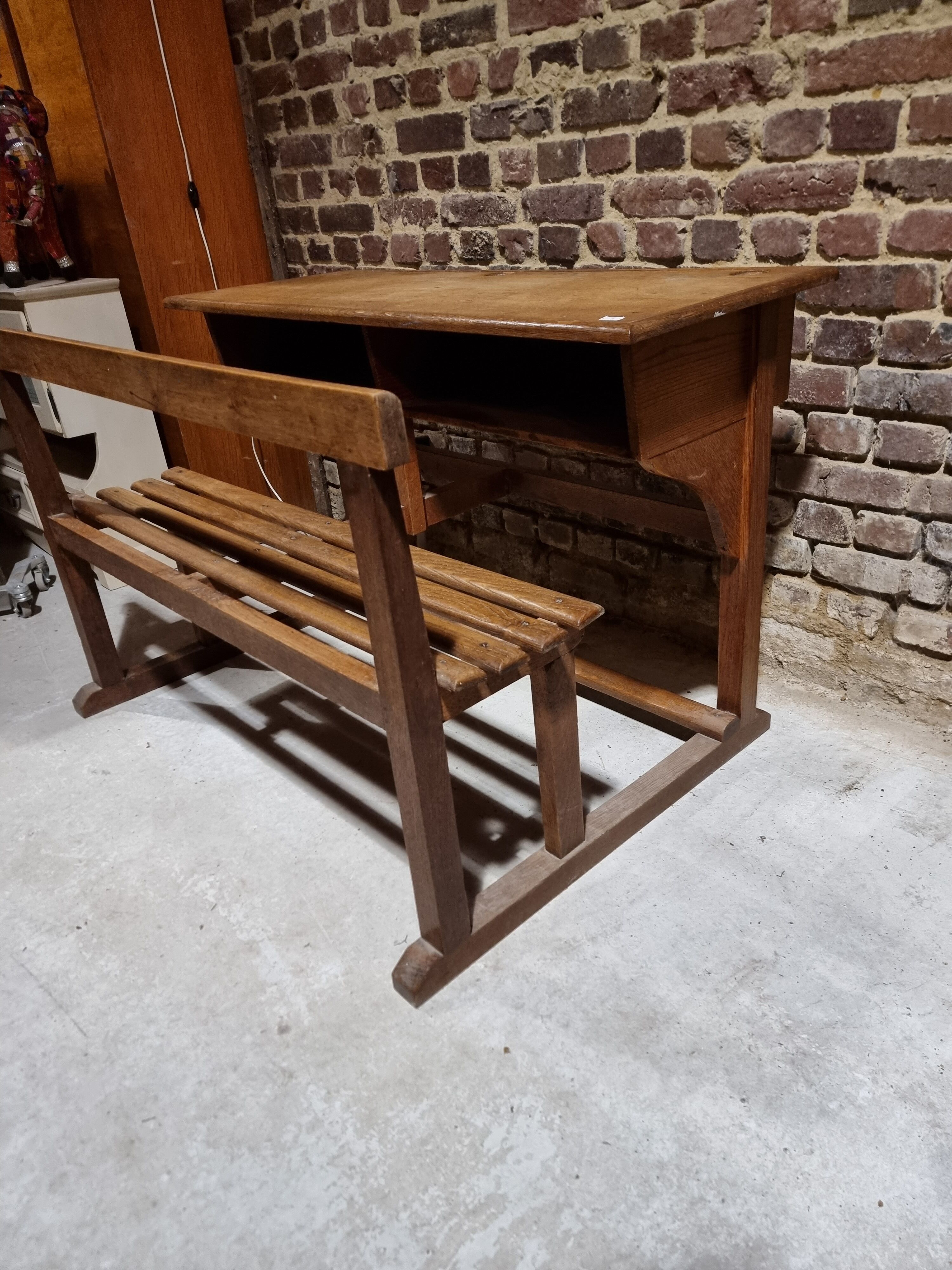 Bureau d'écolier double