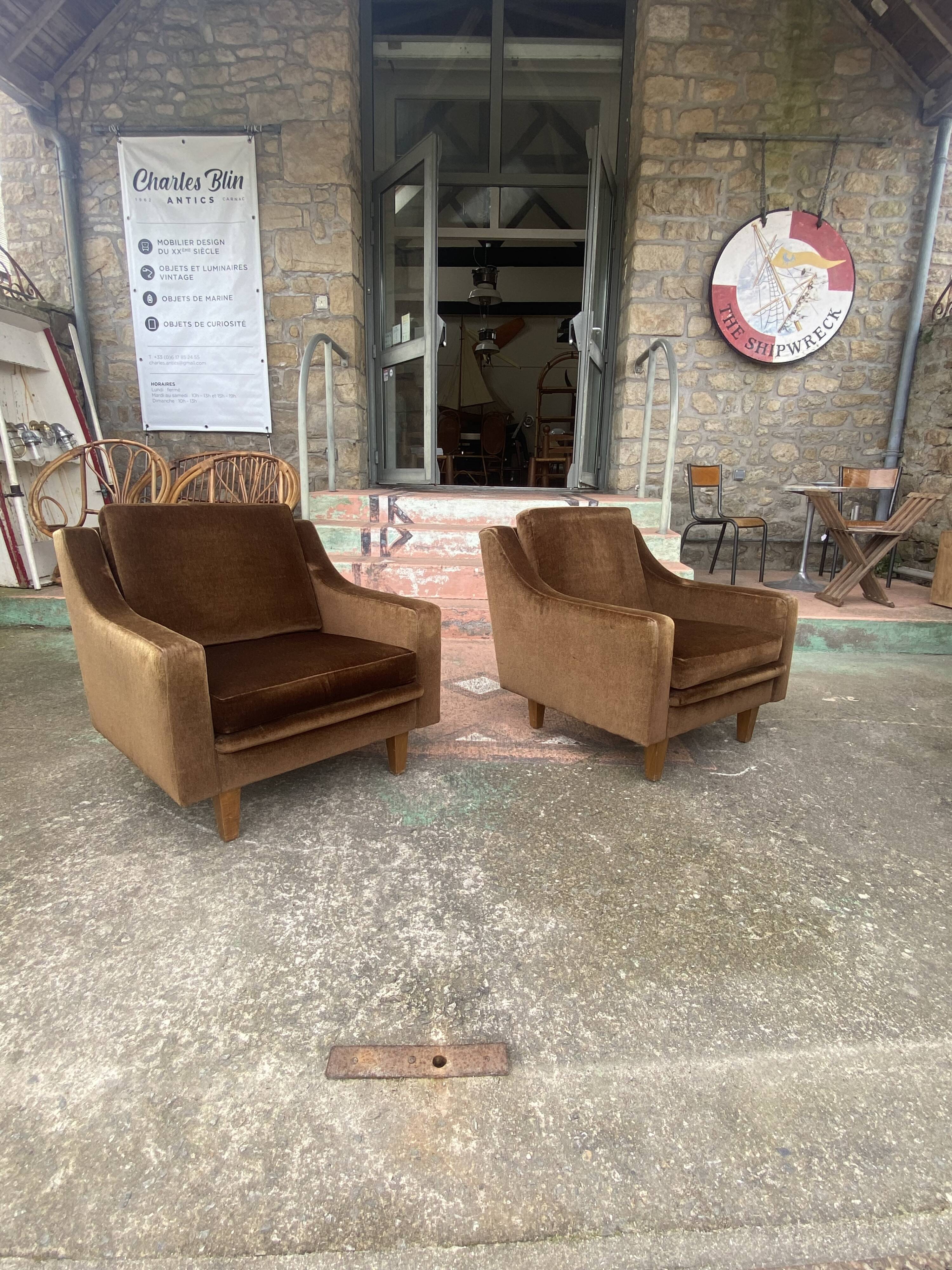 Pair of vintage brown armchairs circa 1970