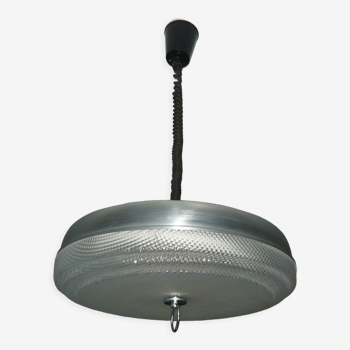 Suspension space age ufo annees 70