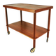 Table mobile en teck Milieu du siècle, Danemark, années 1960.
