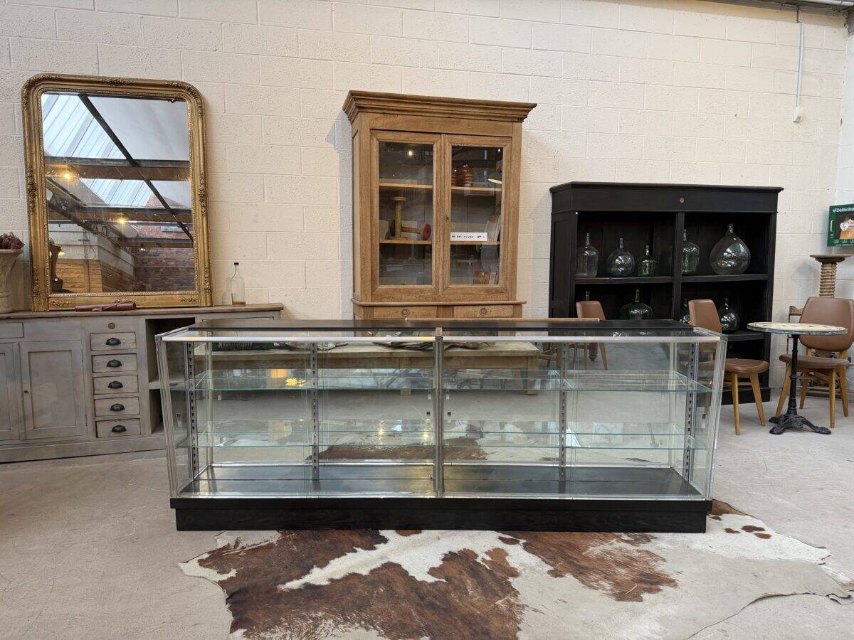 Haberdashery counter from the 1950s