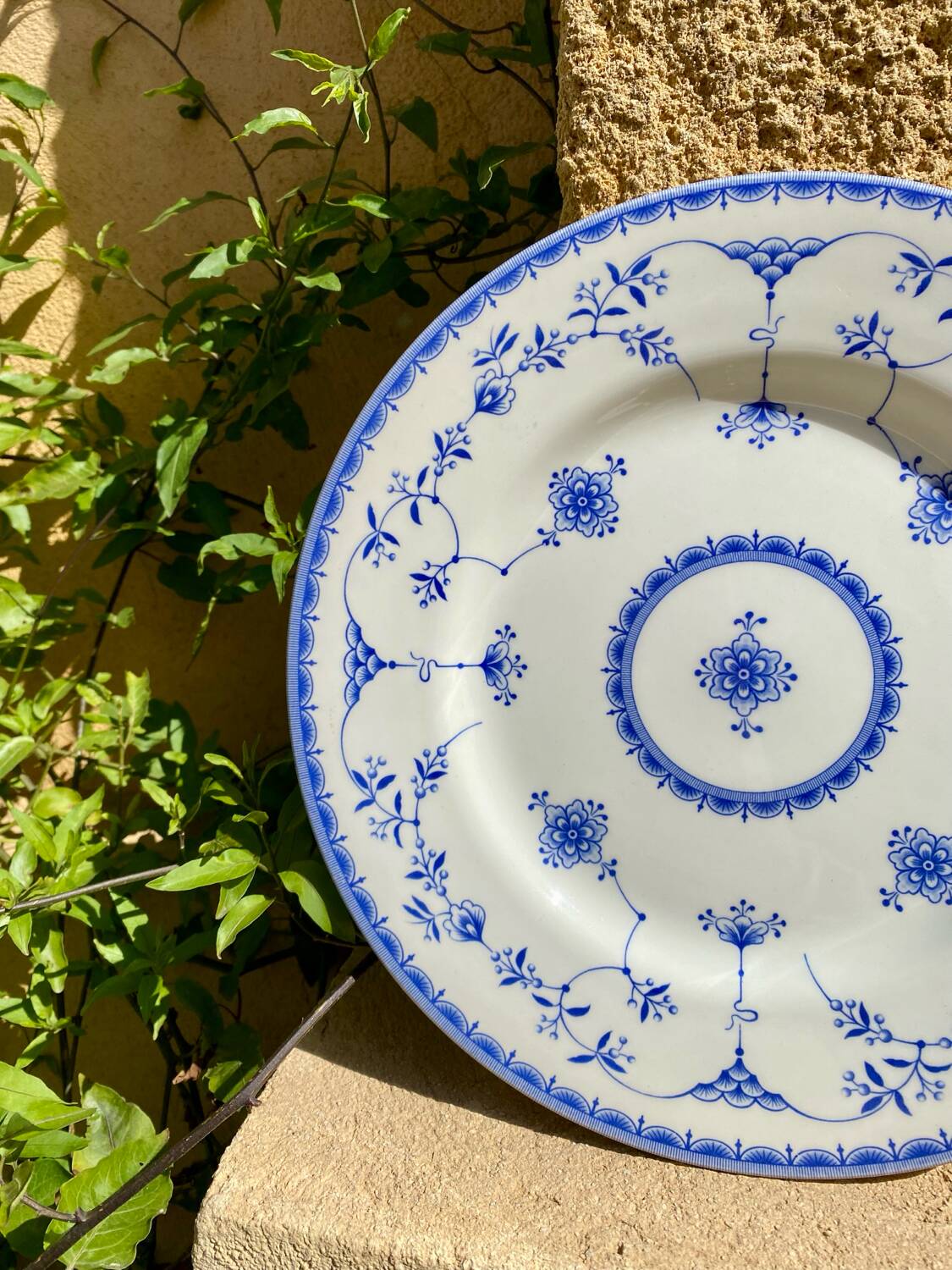 Queens Ingrid English Serving Platter