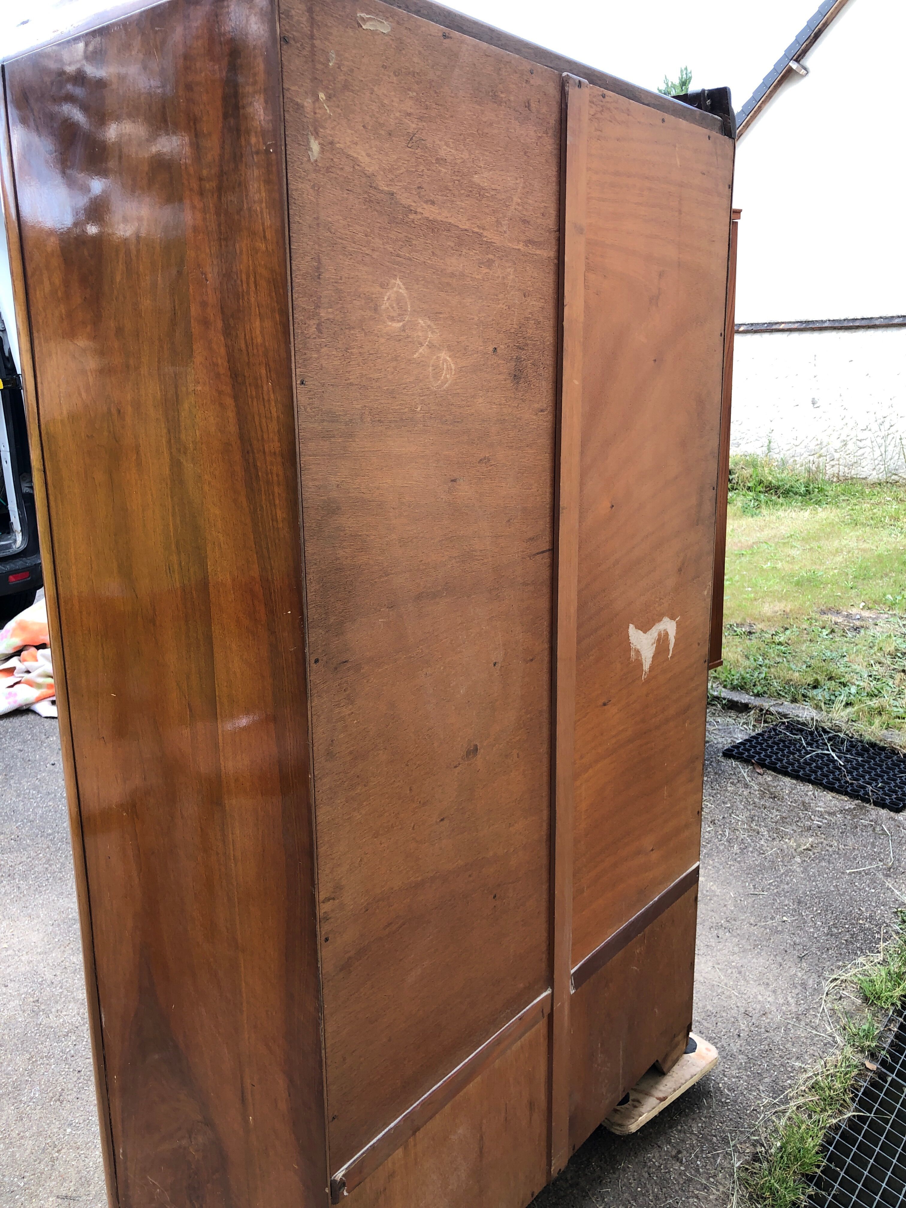 Armoire anglaise ancienne