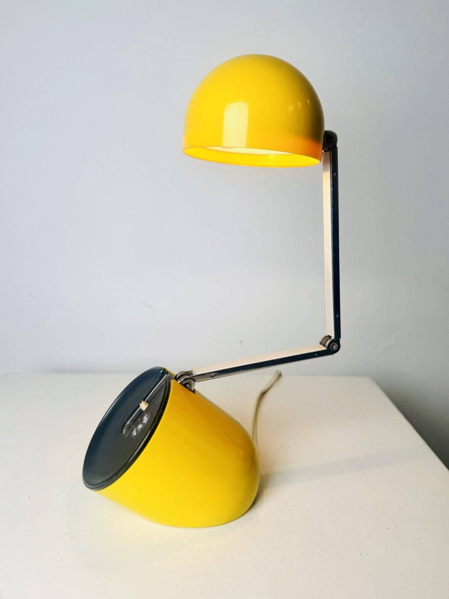 Na-718 ‘Aiai’ Folding Space-Age Desk Lamp In Yellow By Kreo-Lite, Hong Kong 1970S
