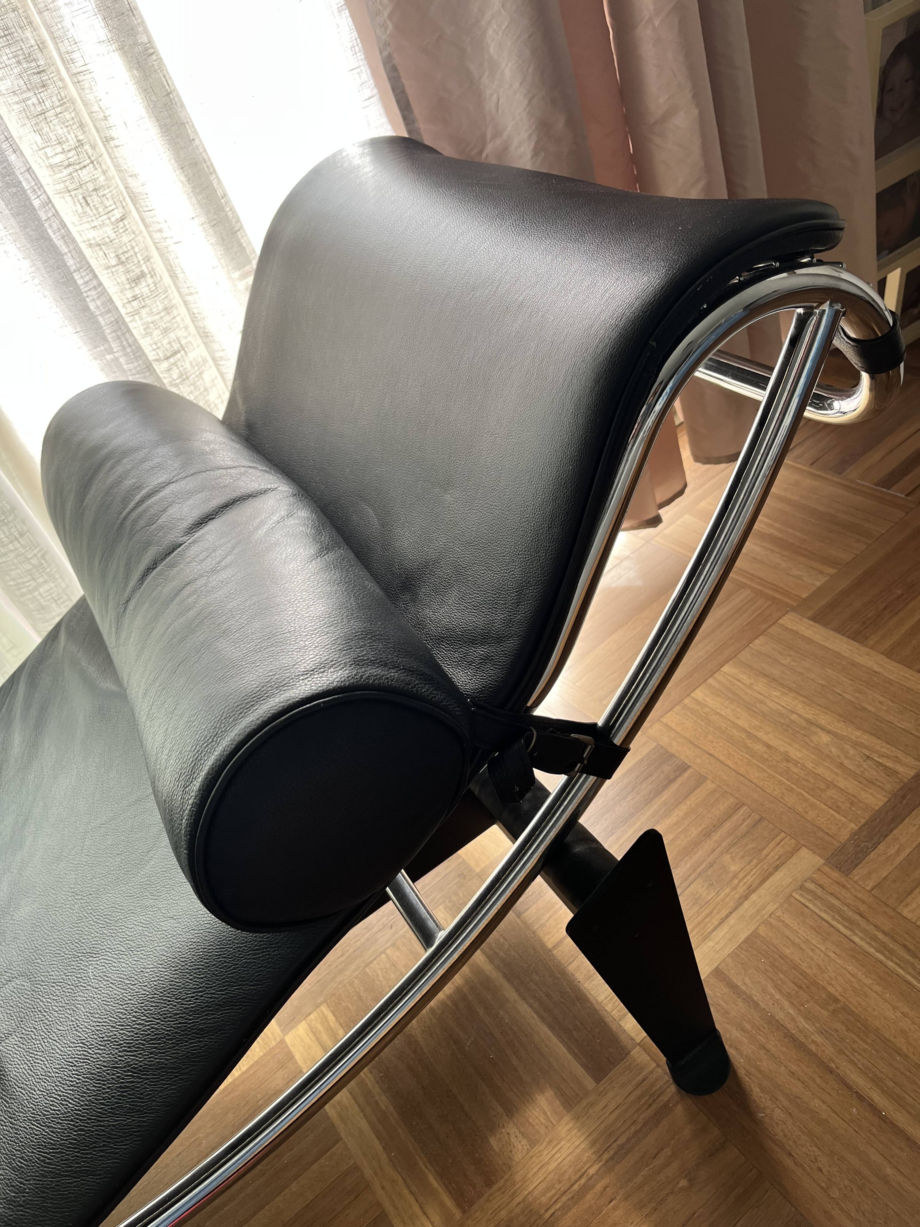 Chaise longue Le Corbusier