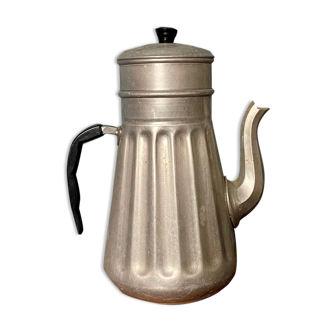 Aluminum coffee maker