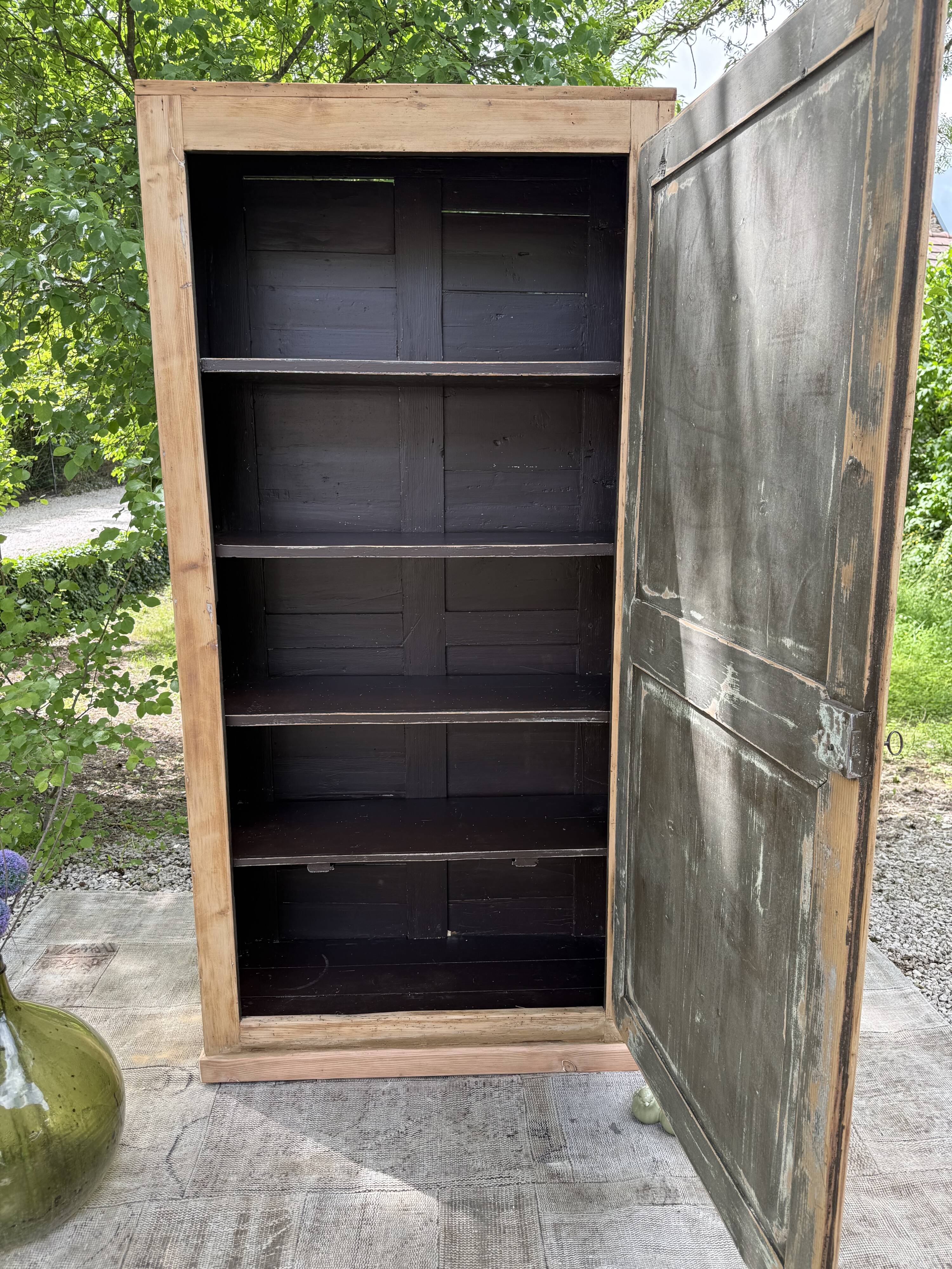 Armoire ancienne bois rénovée