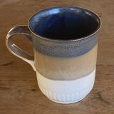 Deux mugs staffordshire