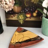 Ceramic pocket emptying dish