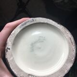 Vase Vallauris avec décor fleurs, dorure et anses torsadées