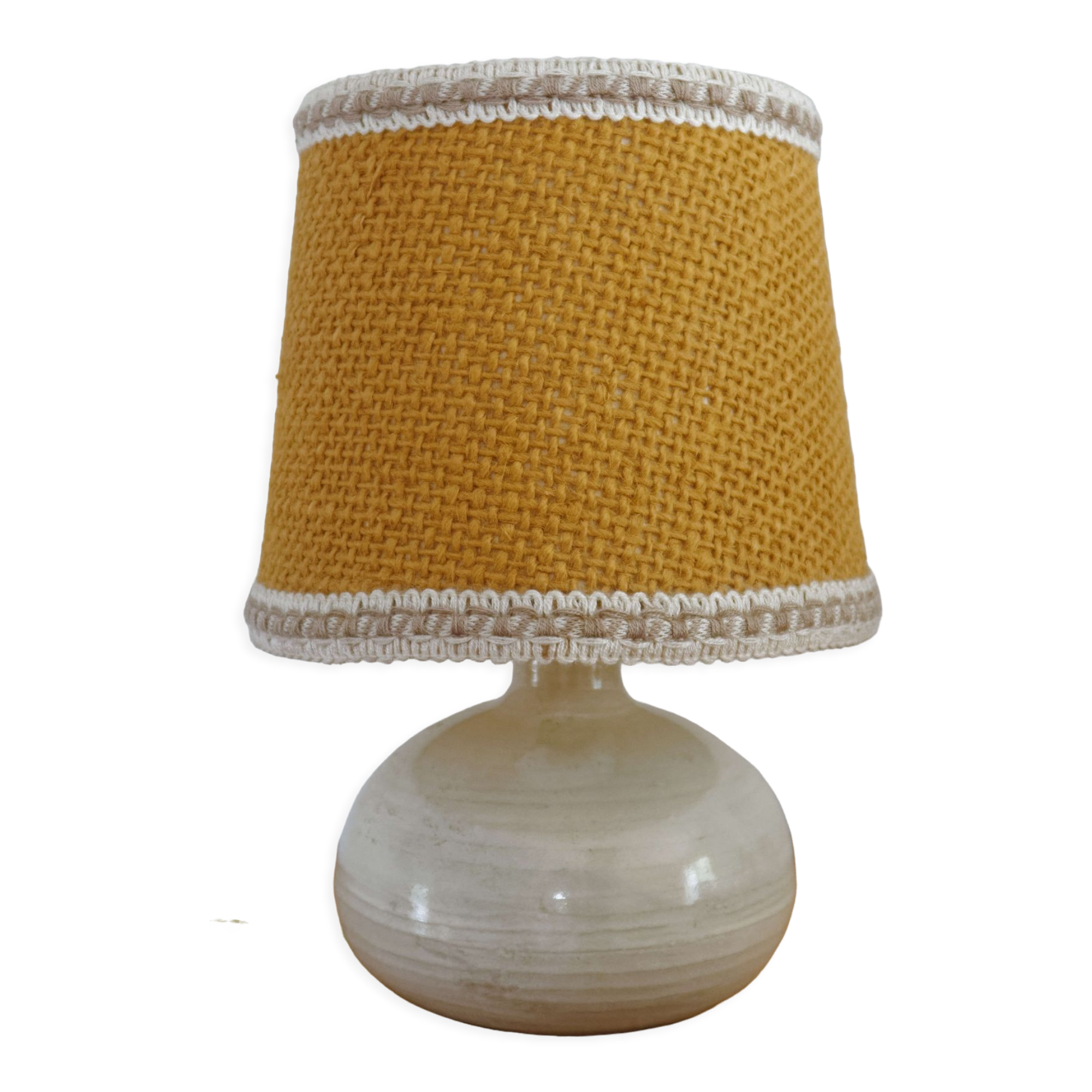 Ceramic table lamp and burlap