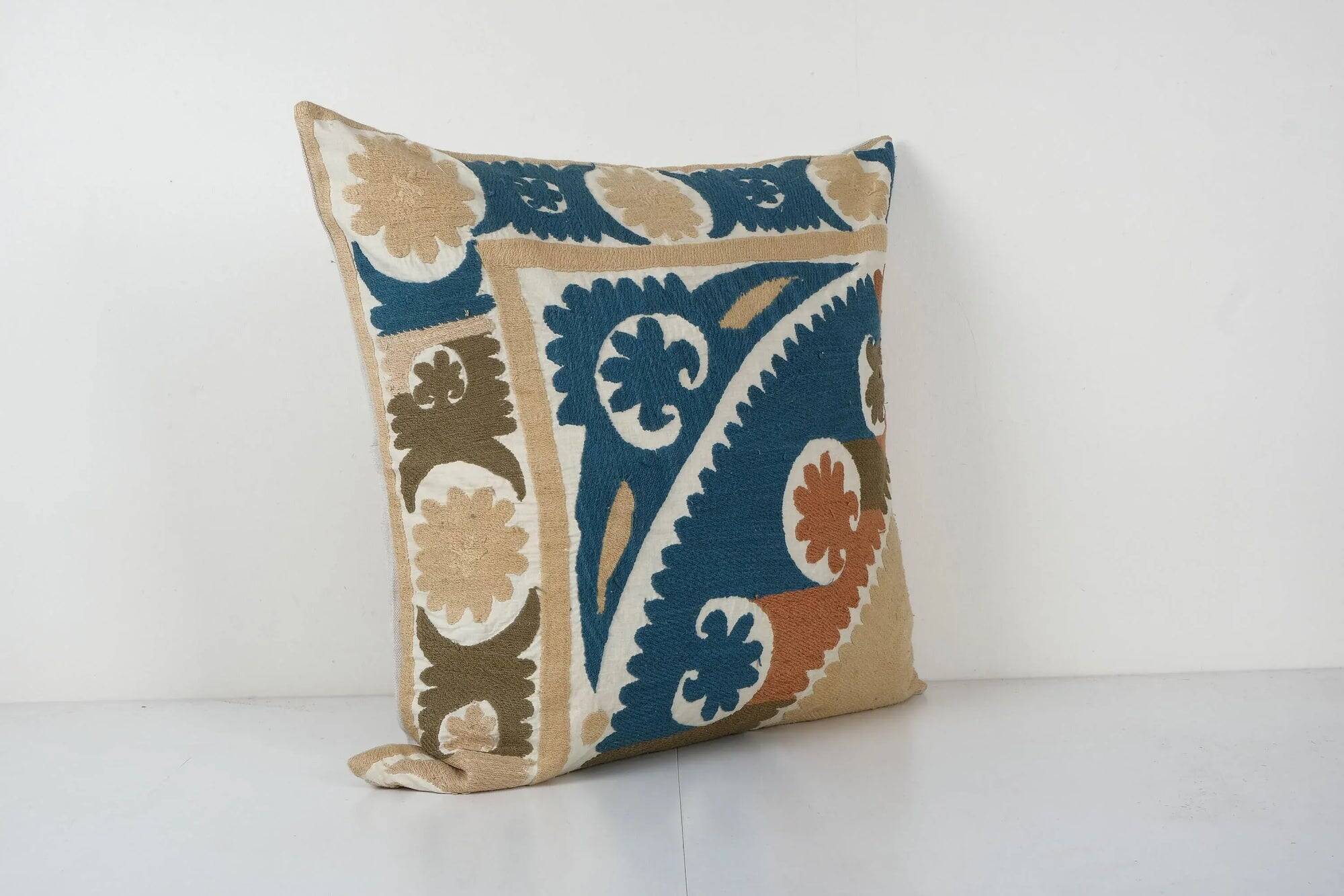 Vintage embroidered cushion cover 71x71 cm