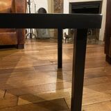 Table basse des Frères Cloutier (XXème) en pierre de lave émaillée et structure en acier noir