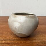 Mid-century German minimalist studio pottery vase by Hildegard and Peter Delius for Hamelner Kunsttöpferei, 1960s.