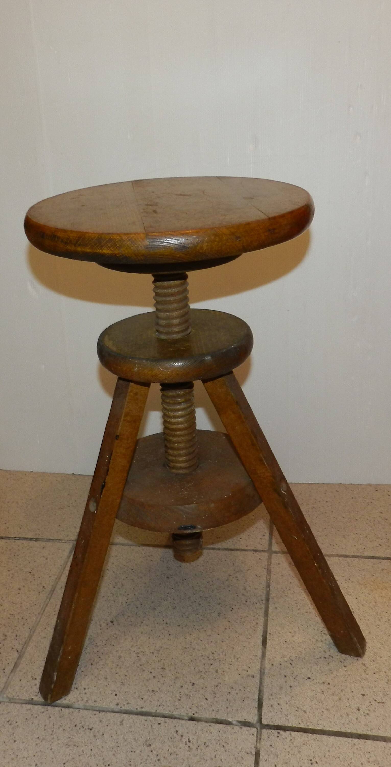 Vintage screw stool