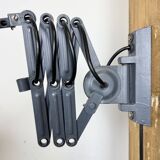 Applique murale industrielle en forme de ciseaux, peinte en gris, années 1960