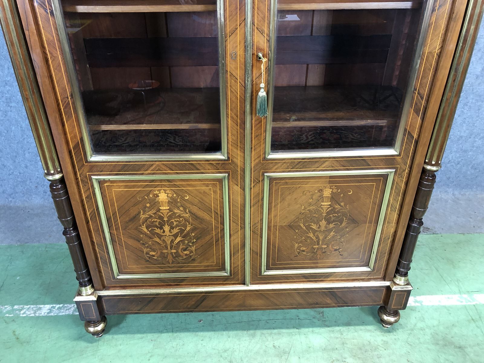 Louis XVI-style library in rosewood - late 19th century