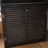 Industrial storage cabinet