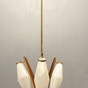 Suspension italien en verre opalin des années 1950