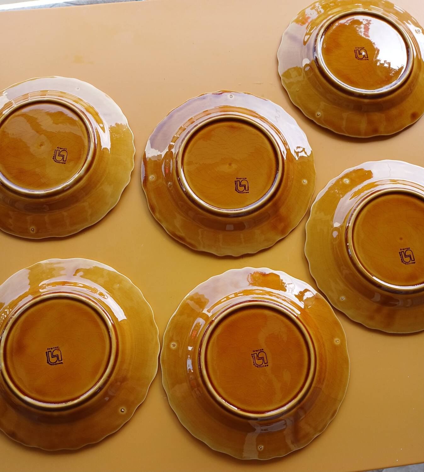 Set of 6 barbotine plates Digoin Sarreguemines from the 1950s-60s.