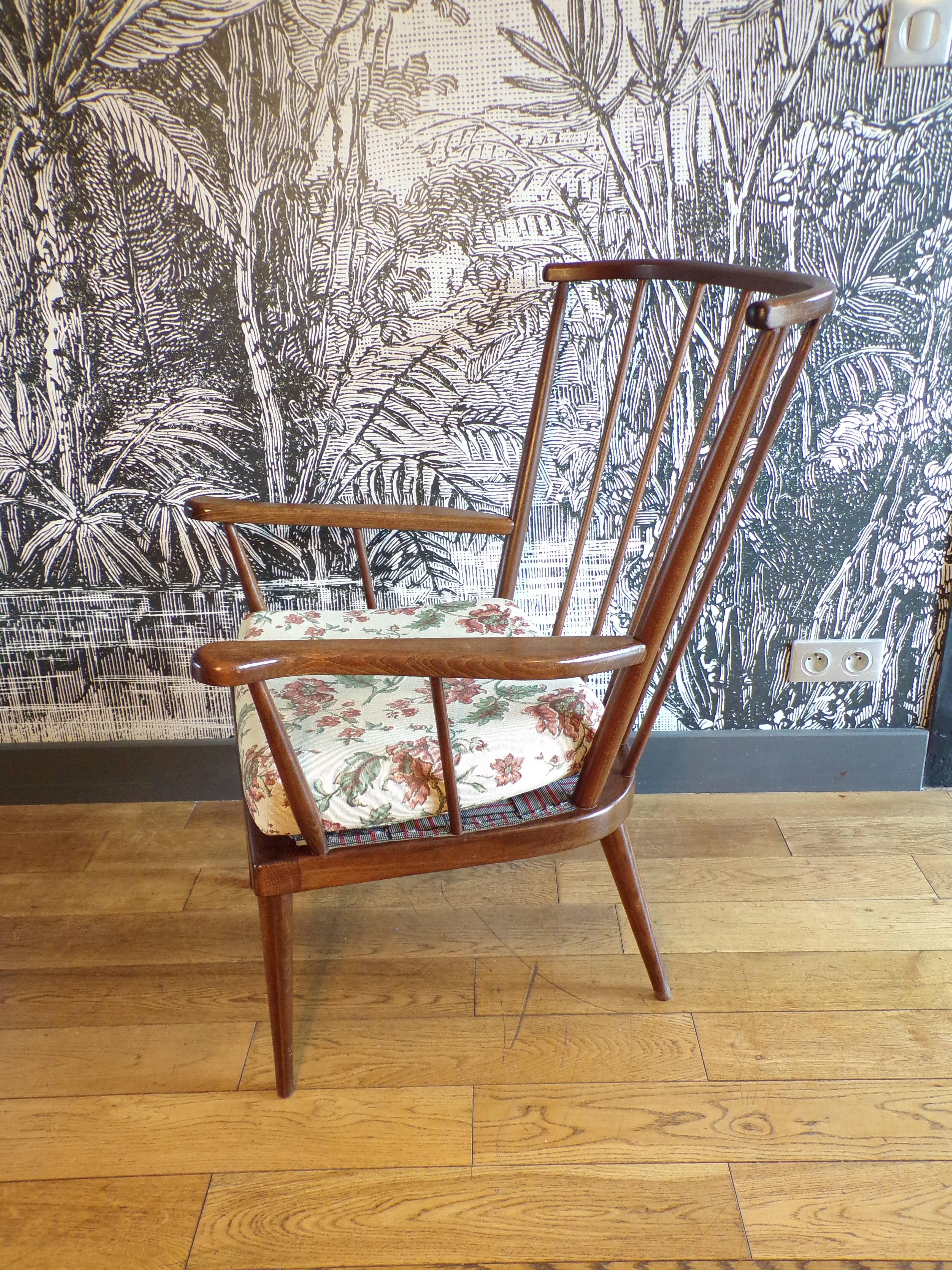 Baumann fan chair