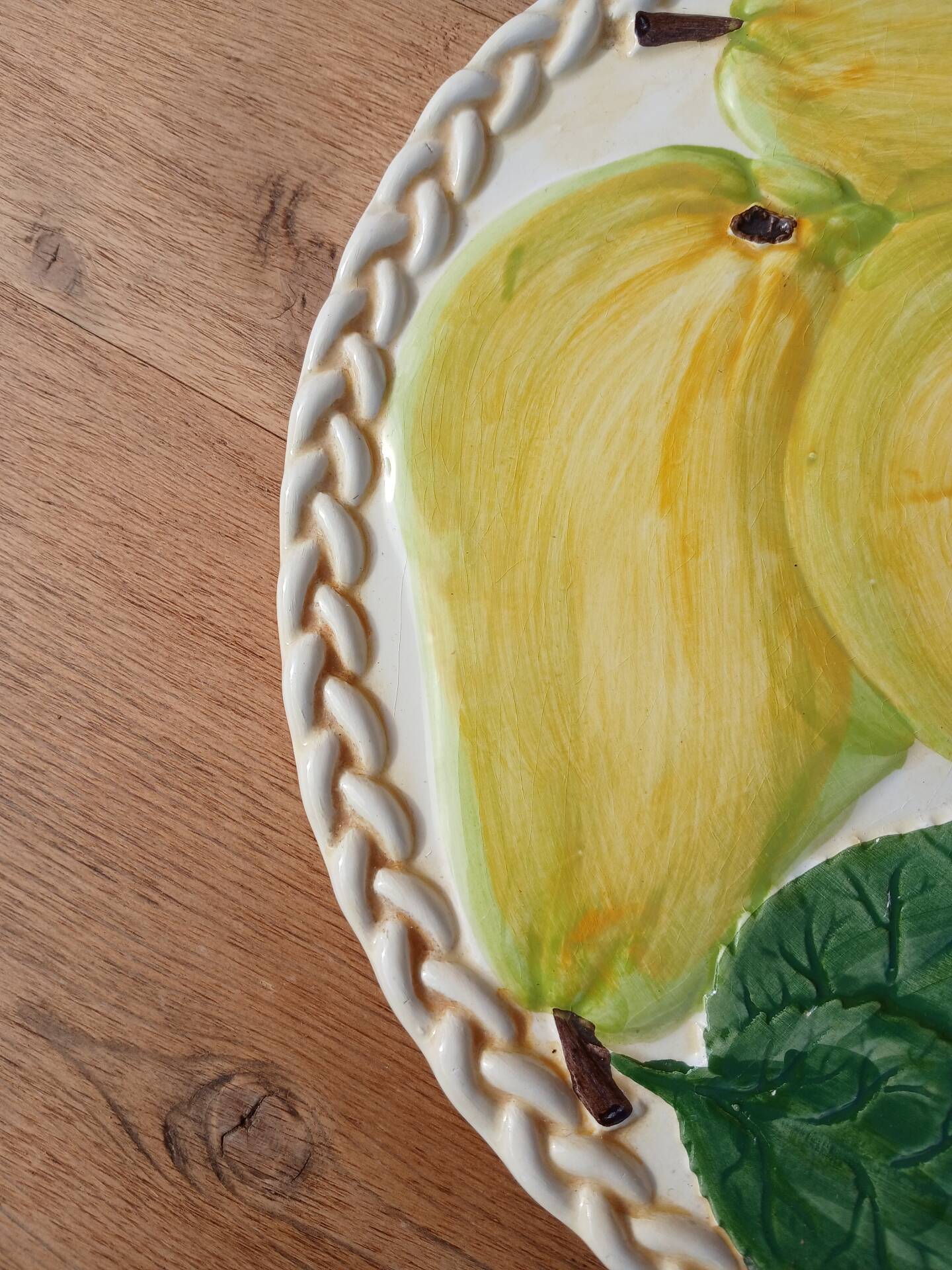 2 plats à tarte en barbotine
