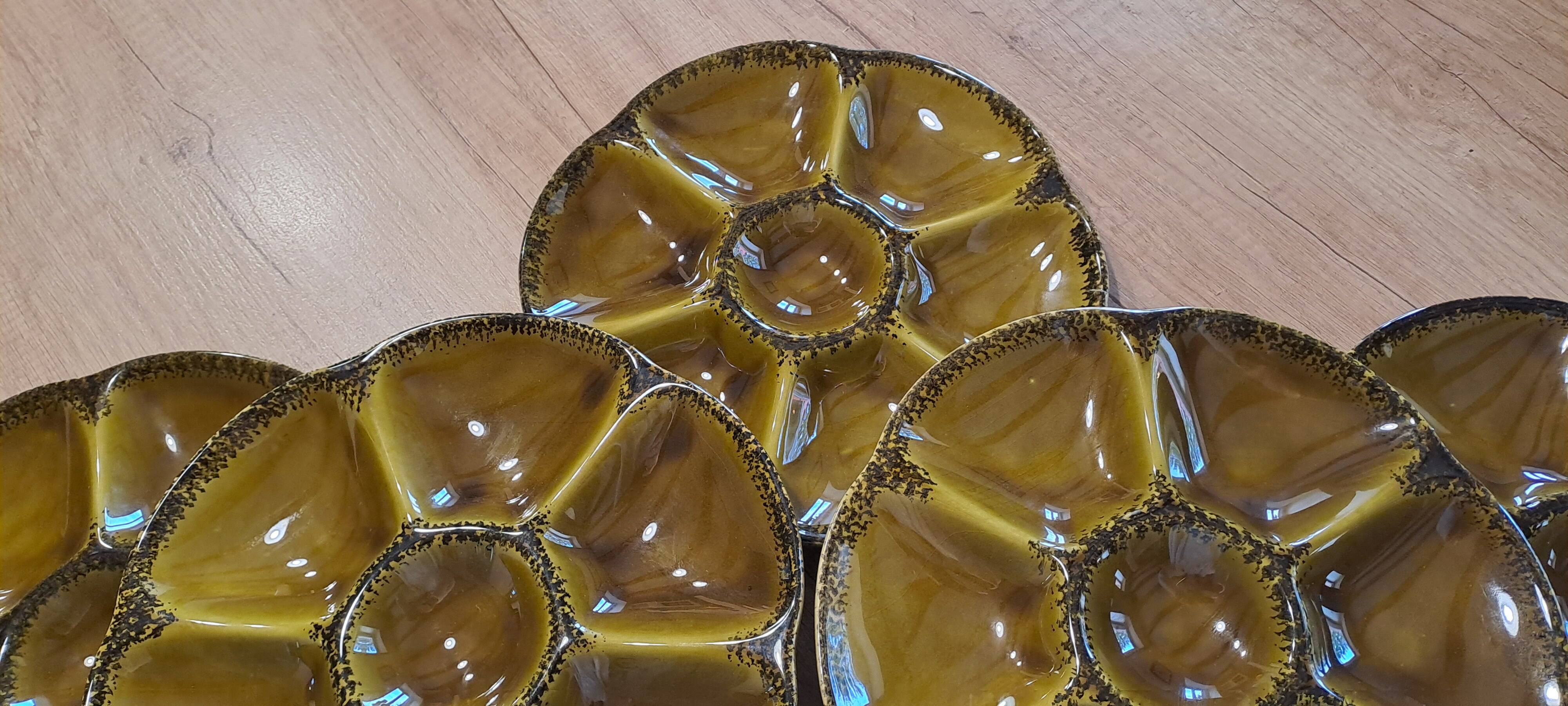 Gien earthenware oyster plates