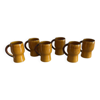 Vintage mug set