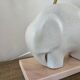 Pied de lampe en céramique formant éléphant
