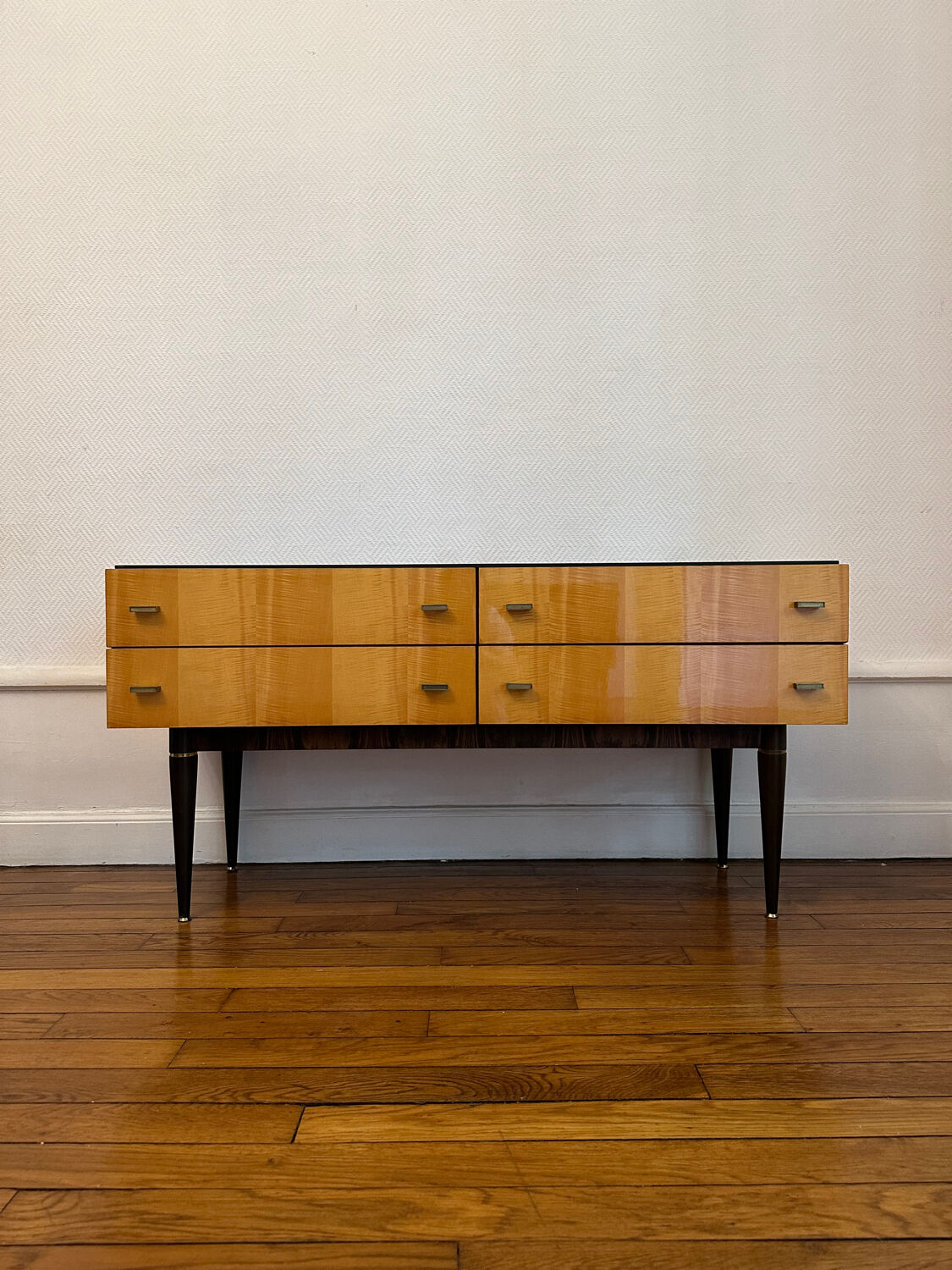 Vintage tv cabinet
