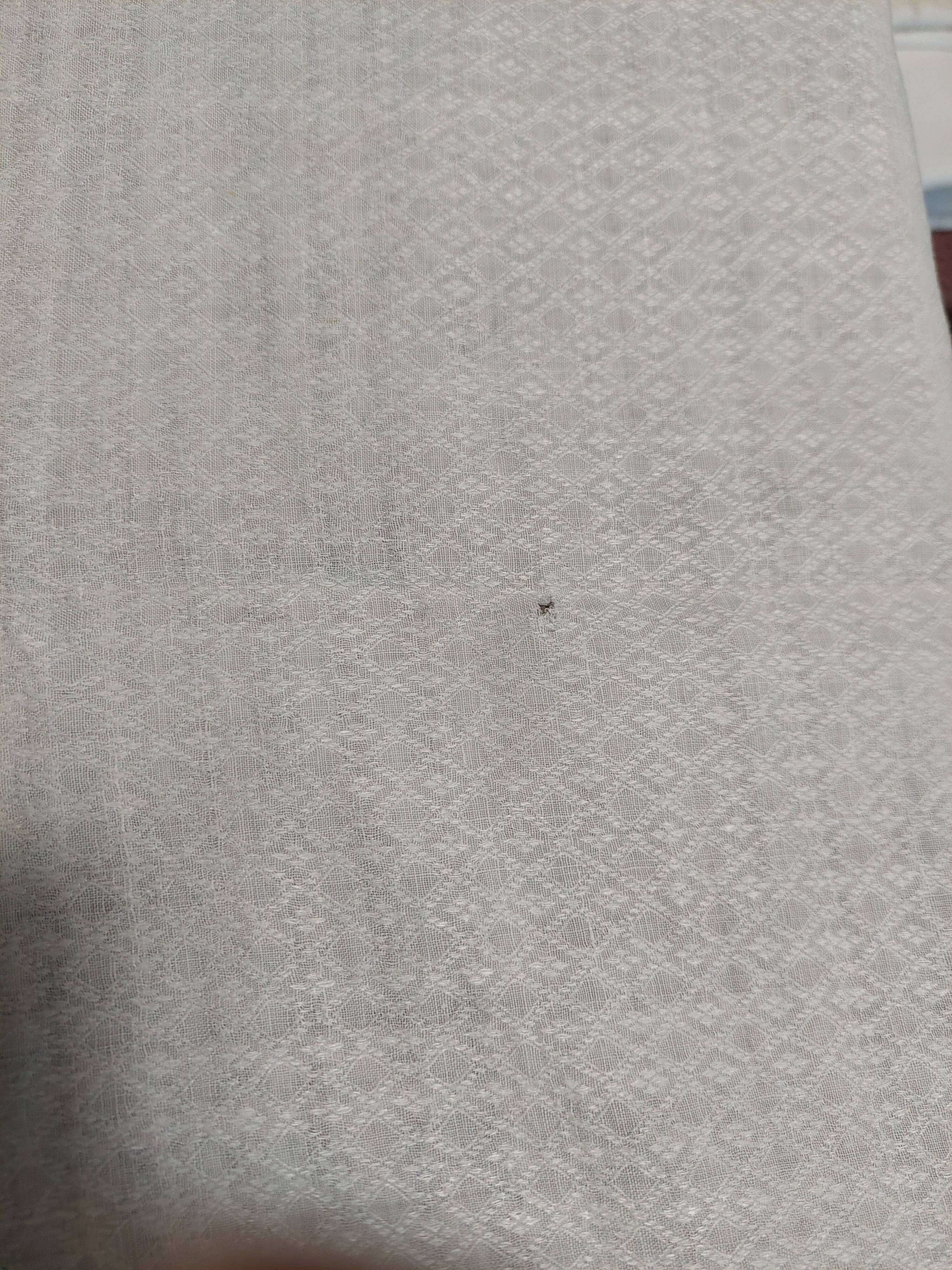 Nappe ancienne fil damassé