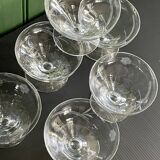 Set of 6 vintage cups in very good condition.