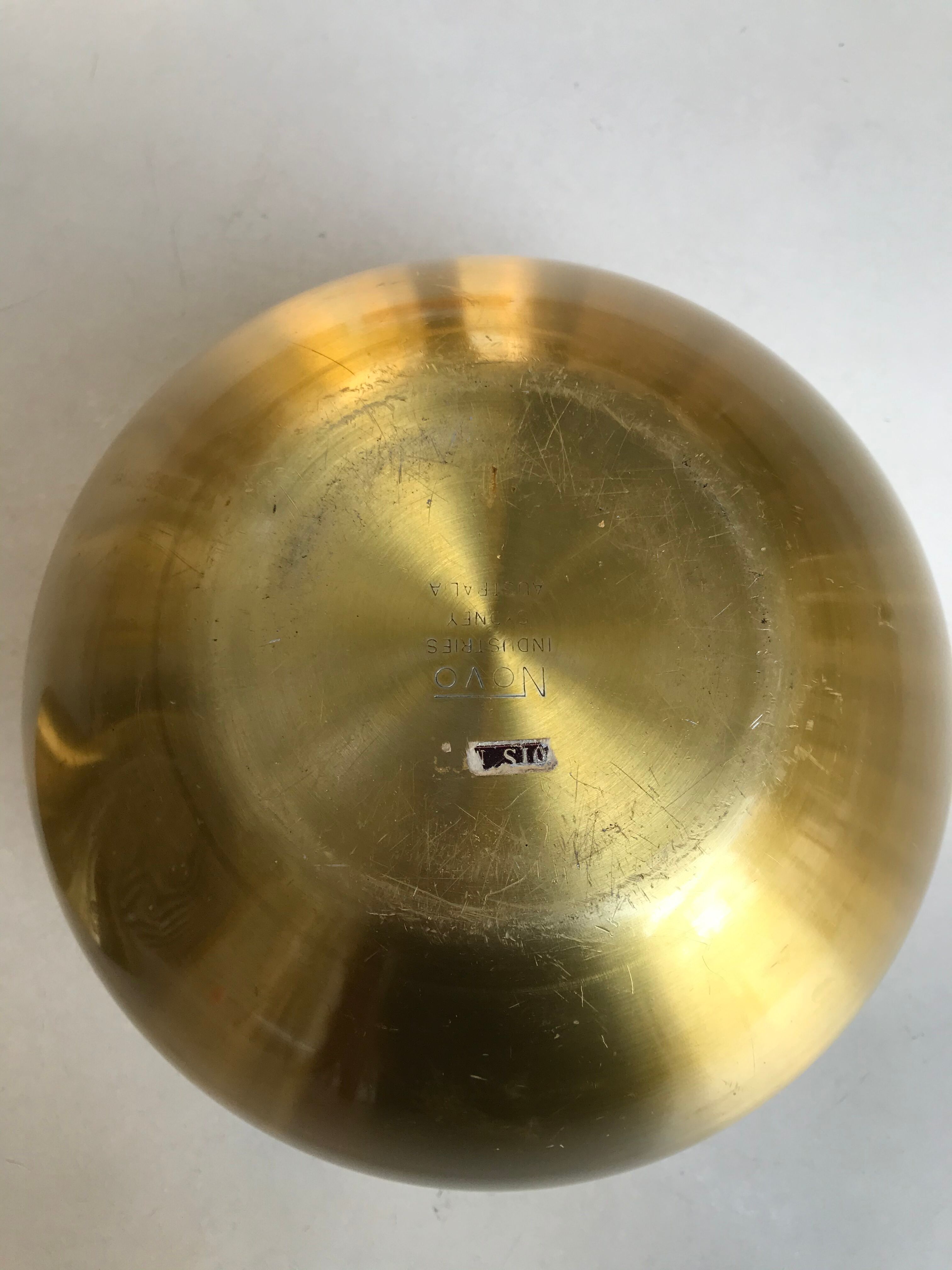 Golden pear-shaped ice bucket signs Novo industries Australiia 1970