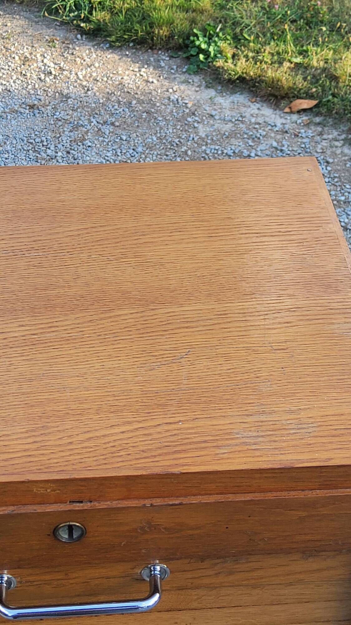 Curtained filing cabinet in golden blond oak 2 columns from the 1950s