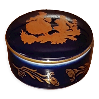 Boite baguier en porcelaine bleue de Limoges décor or romantique