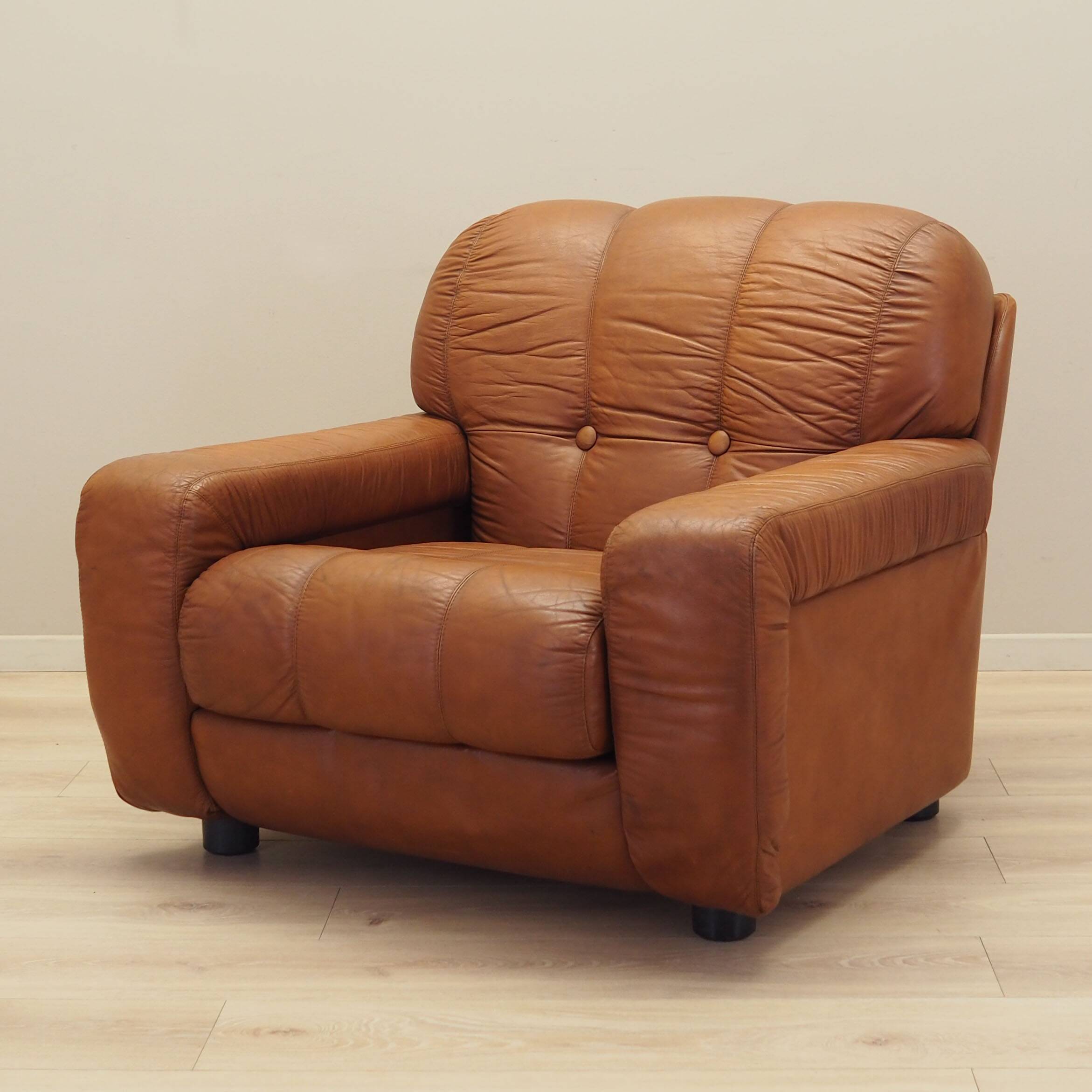 Brown armchair, Italian design, 1970s, production: Italy