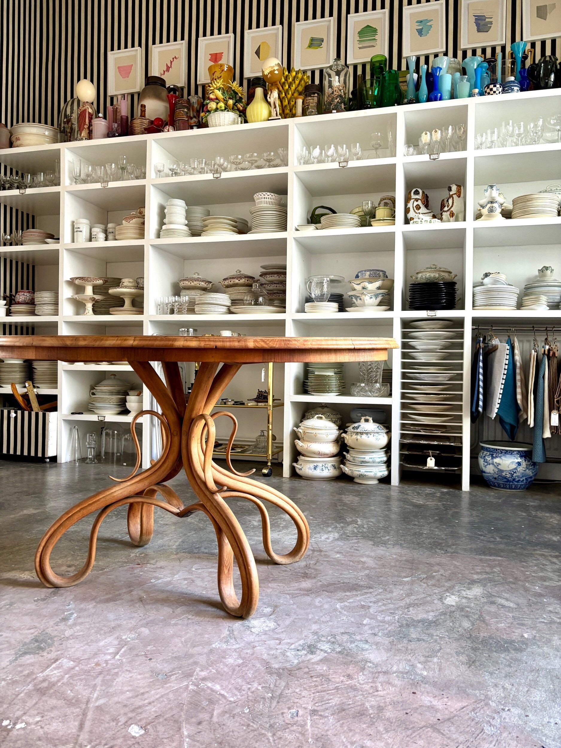 Thonet table no. 3 and 4 bent beech chairs with caning, circa 1890.