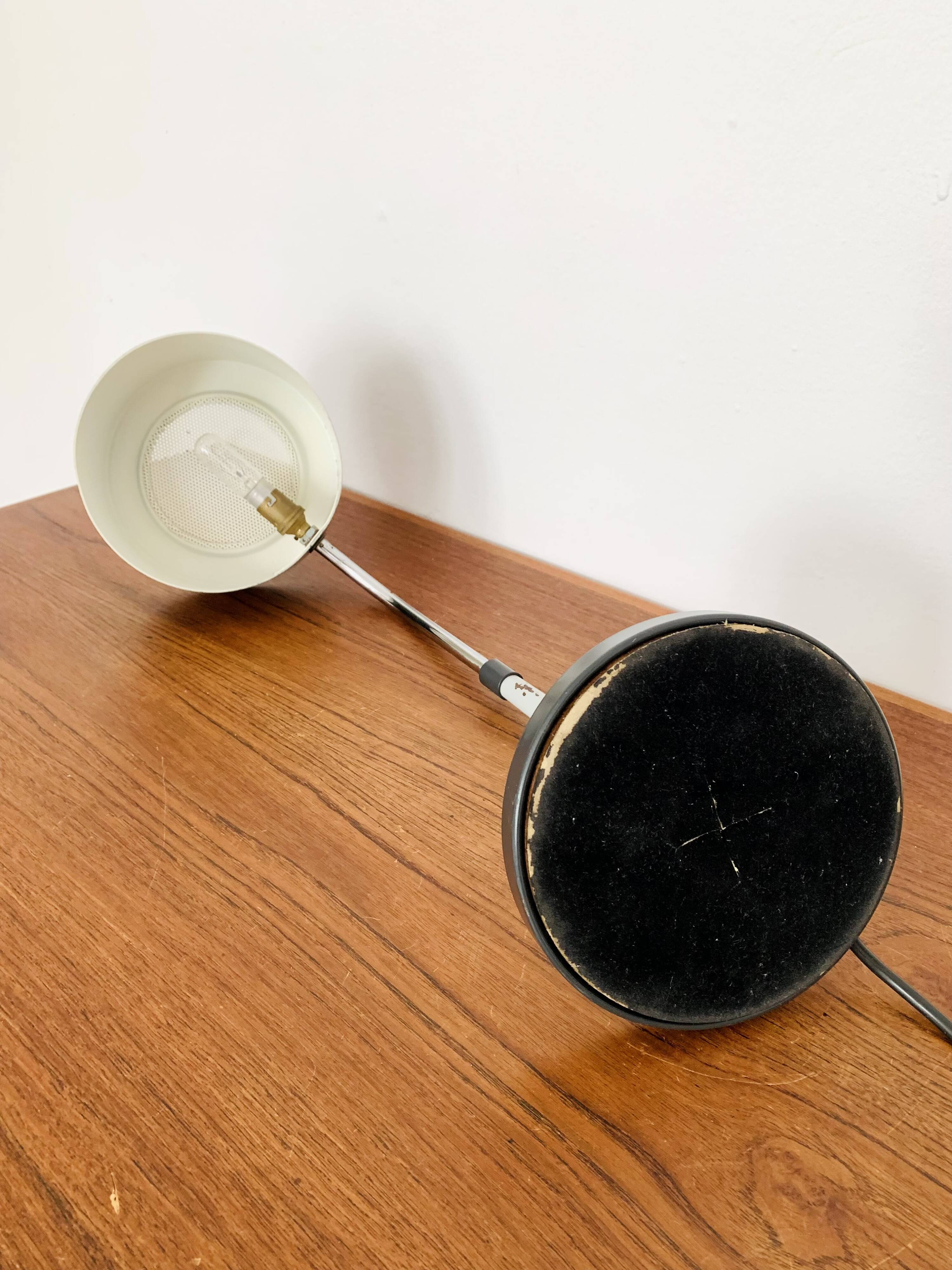 Lampe de table industrielle en métal français
