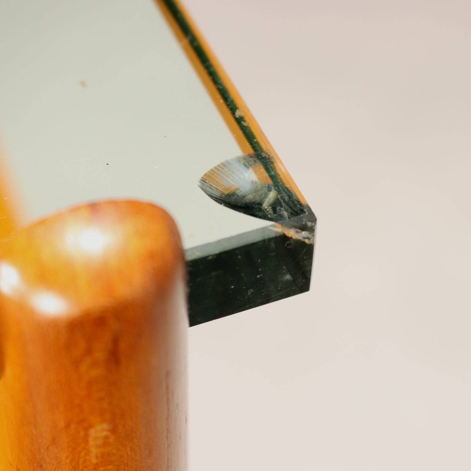 Vintage design chest of drawers veneered in cherry wood, 6 drawers, original from the 1950s