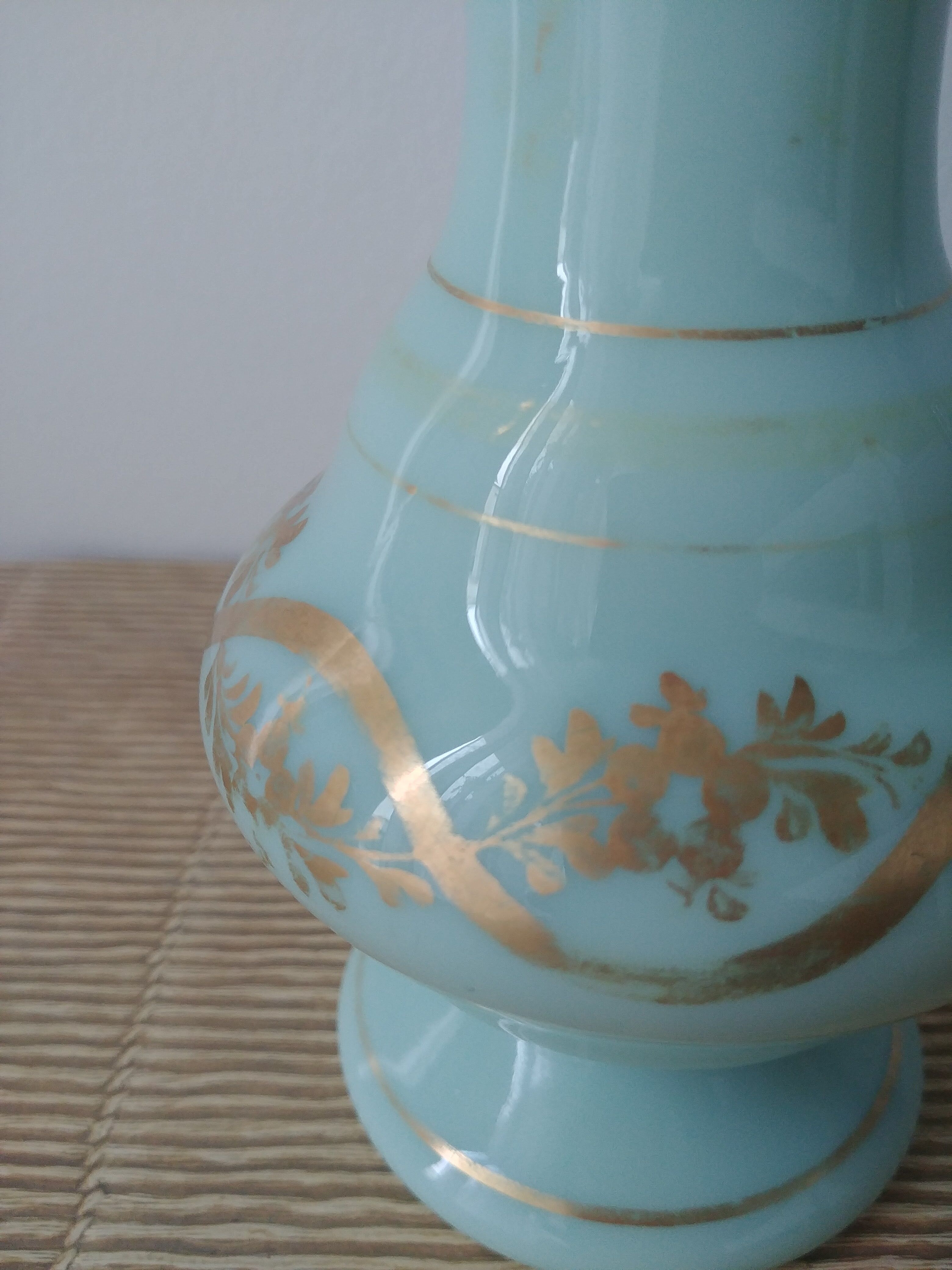 Napoleon III opaline vase