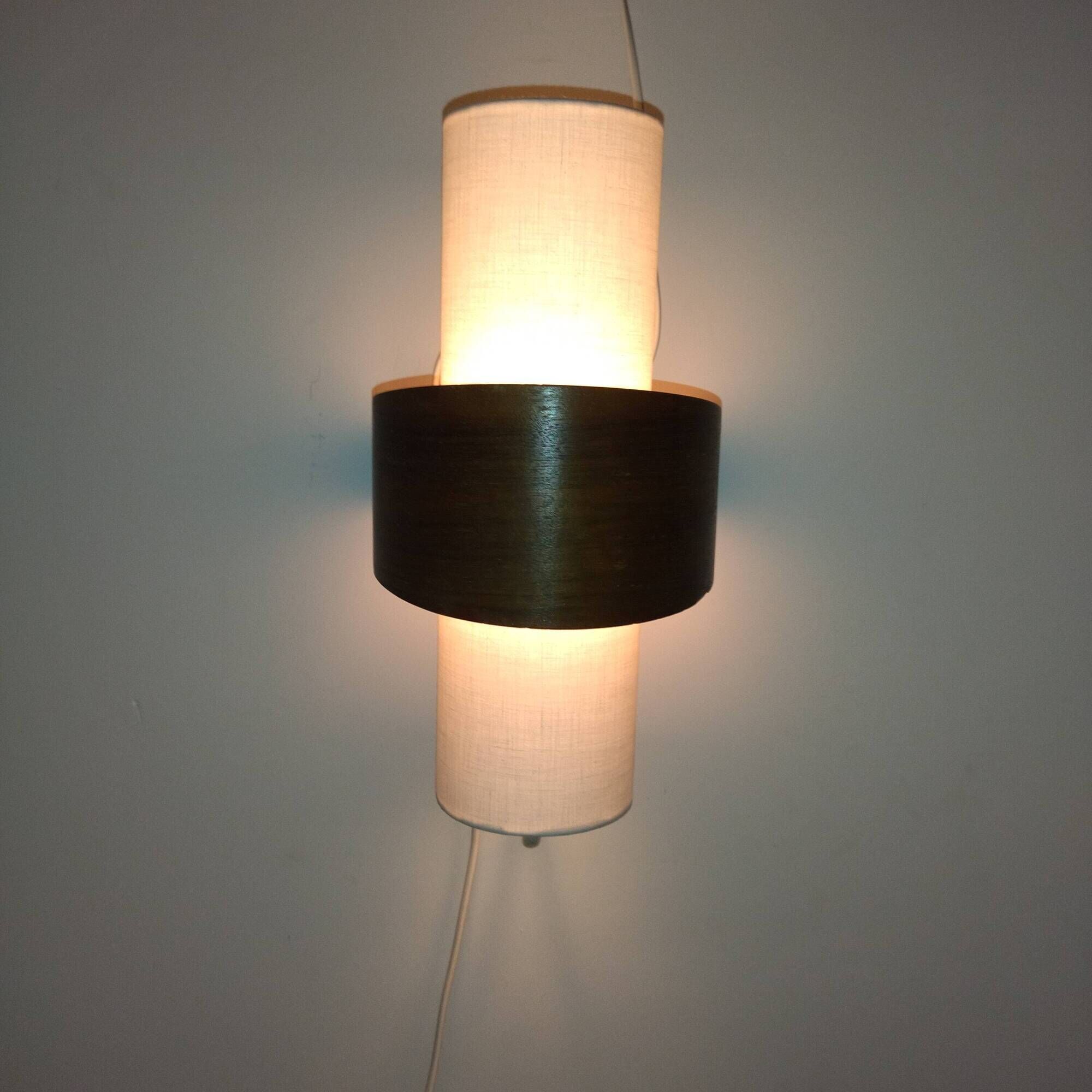 Paire d'appliques scandinave années 60 bois tissus