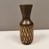 Vase de la poterie danoise Løvemose, avec glaçage partiel en fourrure de lièvre. Estimé dans les années 1970.