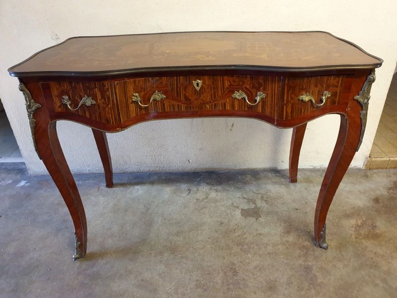 Old office - Louis XV style - Veneer wood and gilded bronze - richly inlaid