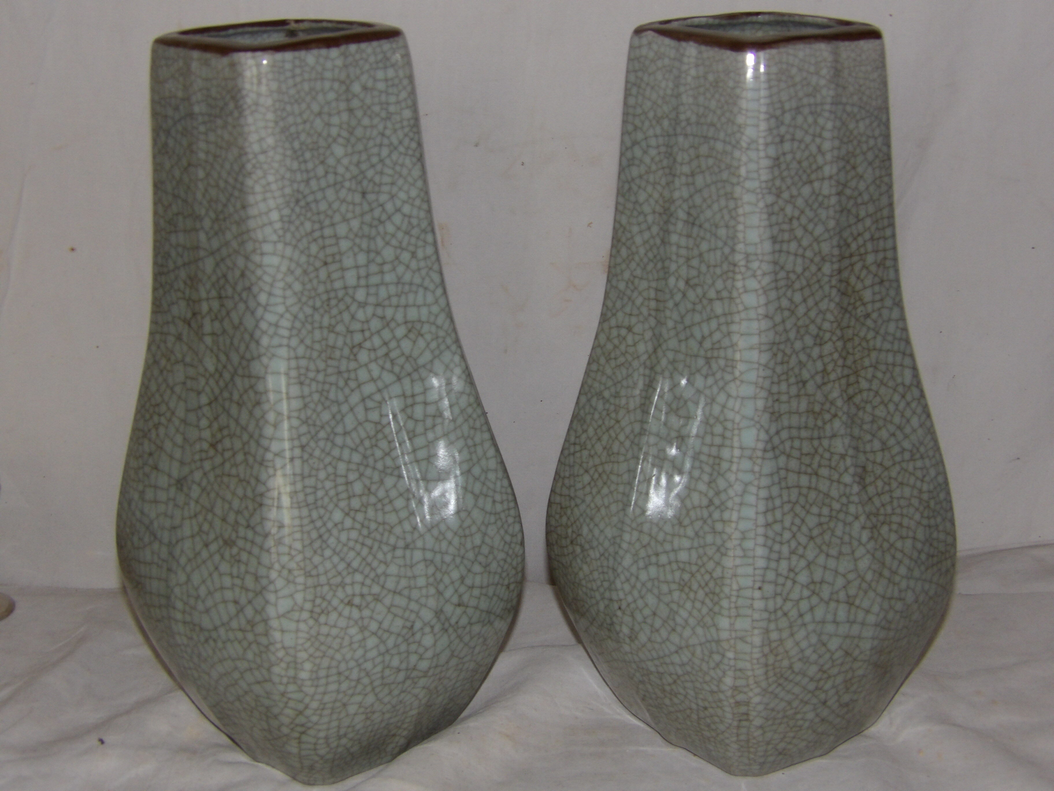 pair of large vases porcelain green celadon cracked XIX - XX th