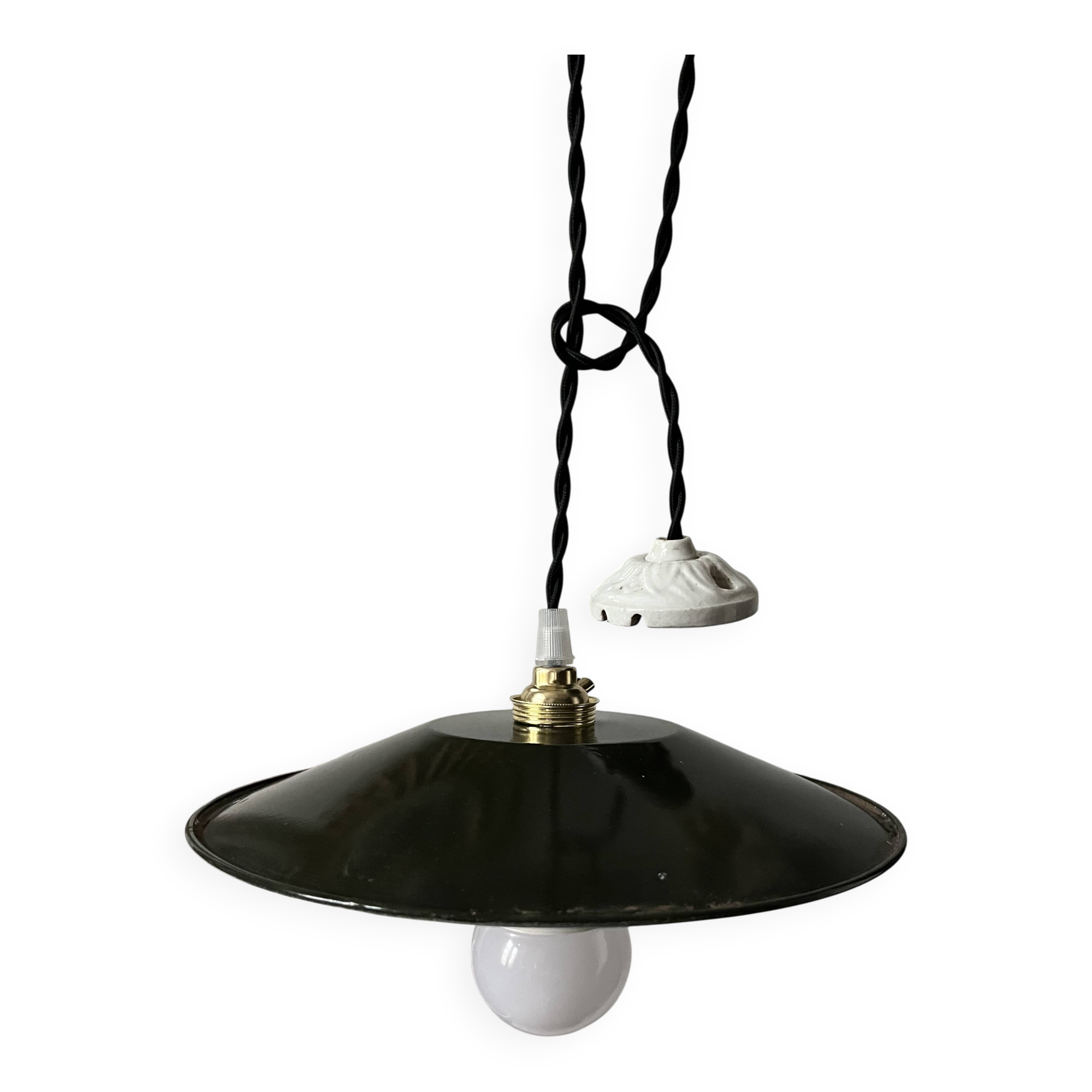 Vintage enamelled tin suspension