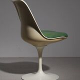 Knoll Saarinen Tulip Chair Green