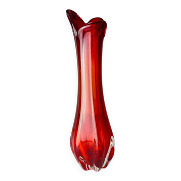 Vase en verre rouge, Italie, années 1970