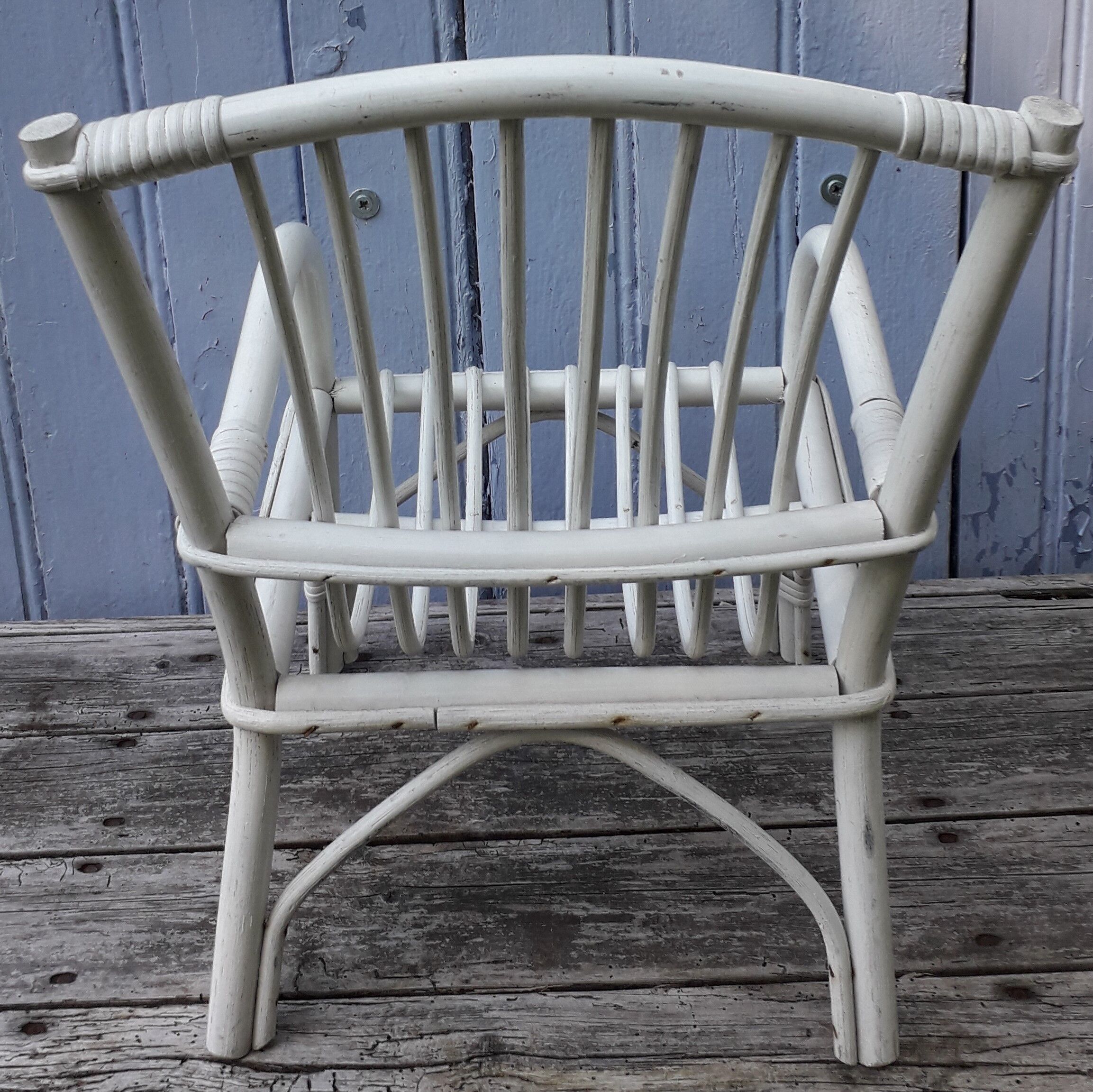 White child rattan chair